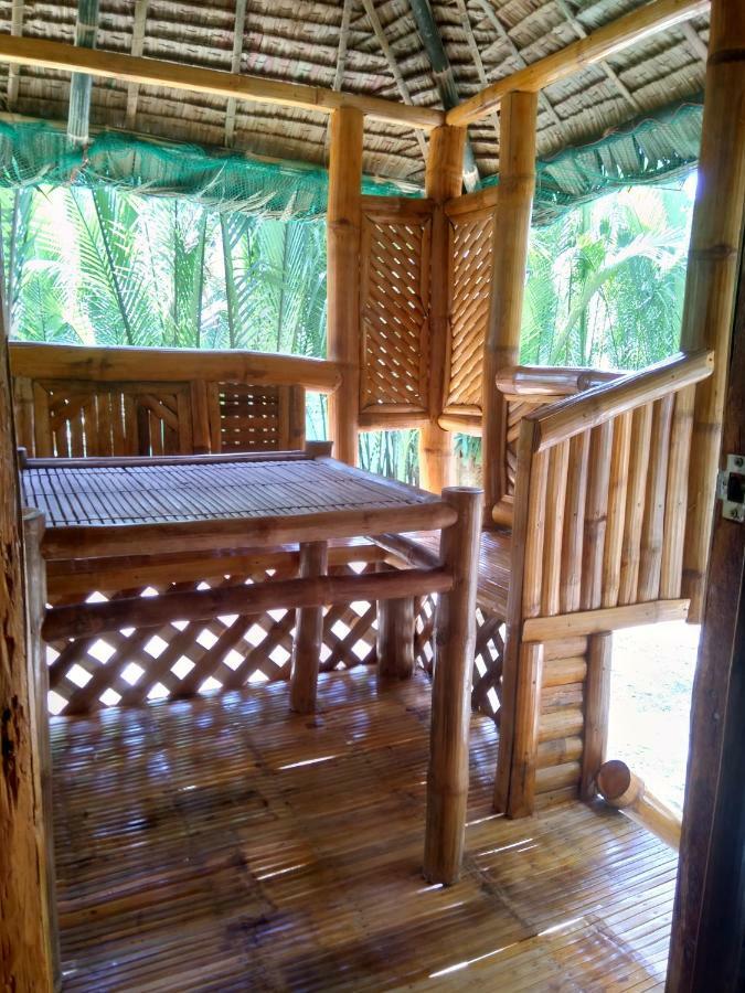 Deluxe Bamboo House By The River Loboc Exterior foto